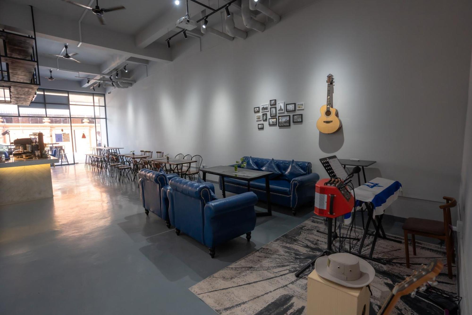 Ark House Hotel Phnom Penh Ngoại thất bức ảnh