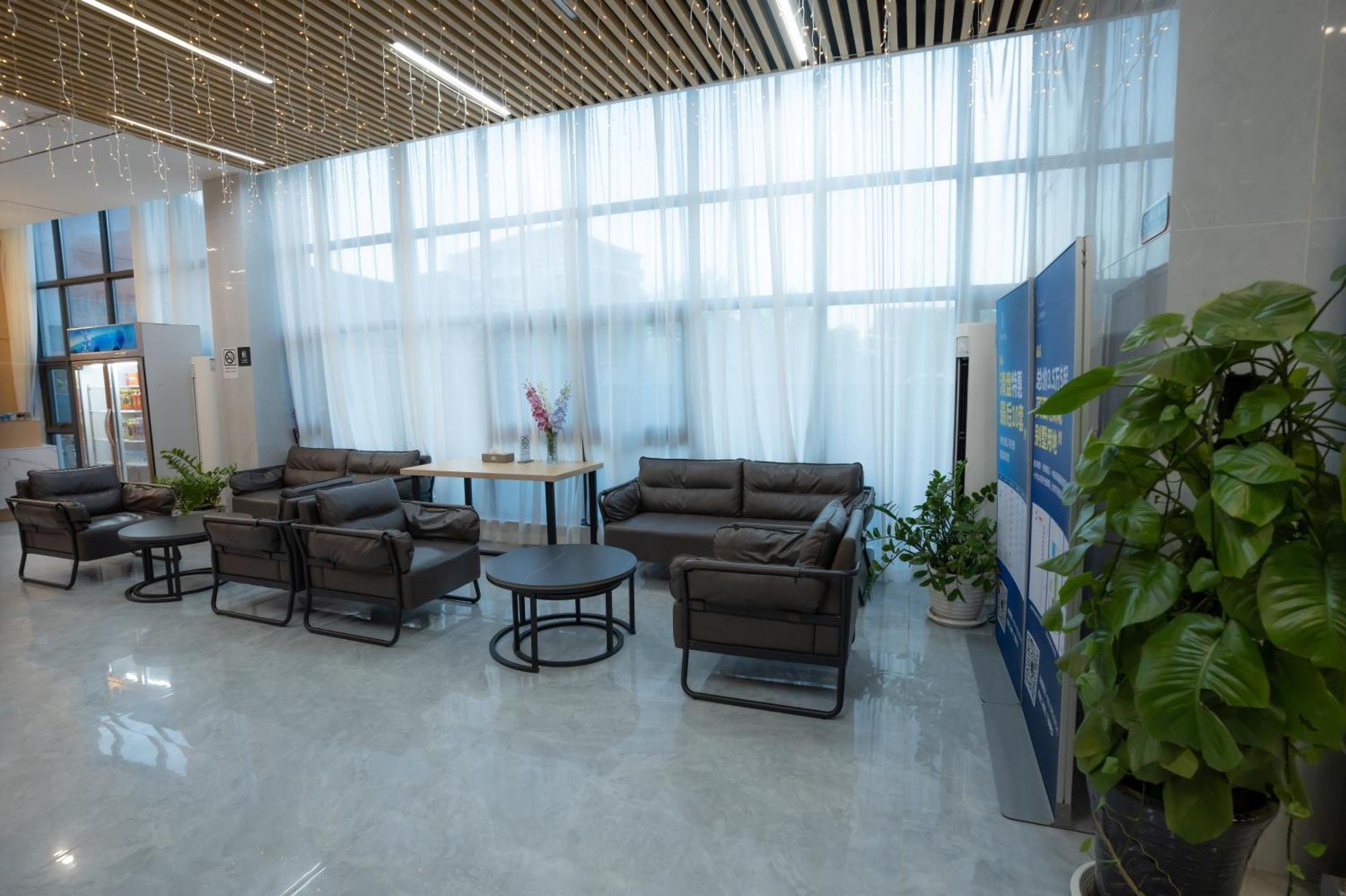 Ark House Hotel Phnom Penh Ngoại thất bức ảnh